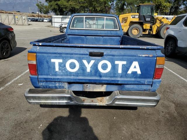 JT4RN55R1F0134876 - 1985 TOYOTA PICKUP 1/2 TON RN55 BLUE photo 6