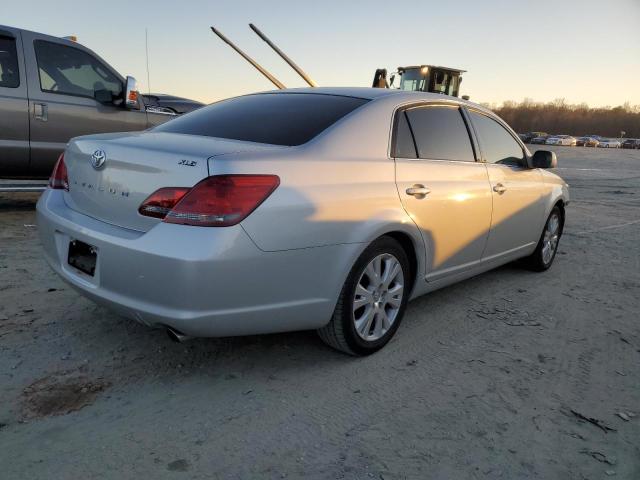 4T1BK36B18U294859 - 2008 TOYOTA AVALON XL SILVER photo 3