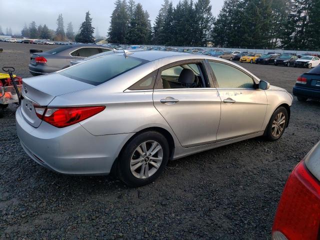 5NPEB4AC3DH542492 - 2013 HYUNDAI SONATA GLS SILVER photo 3