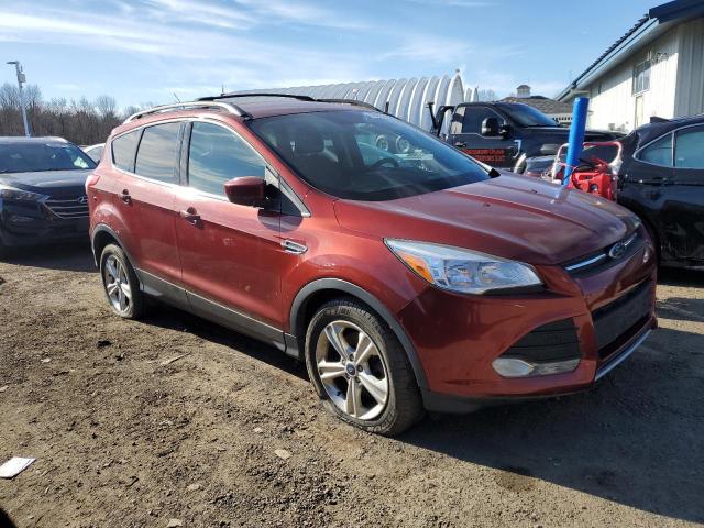 1FMCU9GX7FUB67400 - 2015 FORD ESCAPE SE BURGUNDY photo 4