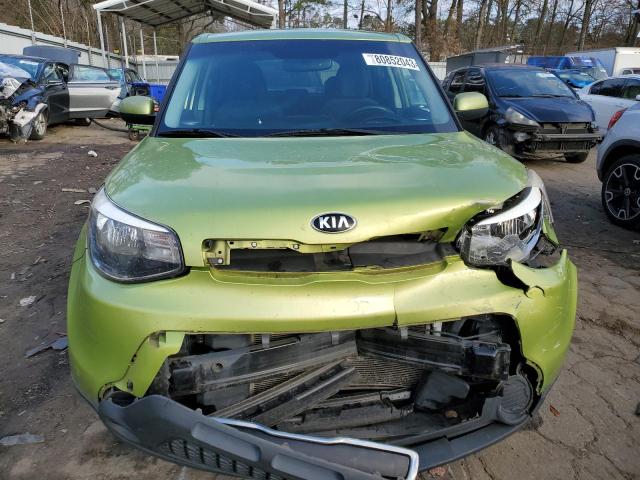 KNDJN2A26F7765747 - 2015 KIA SOUL GREEN photo 5