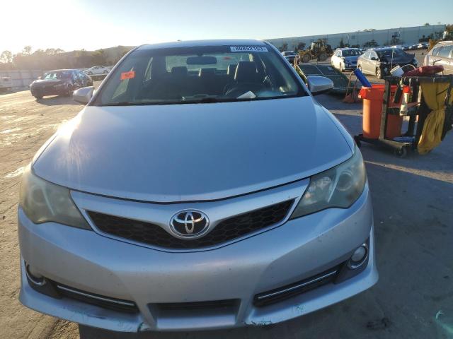 4T1BF1FK4EU449179 - 2014 TOYOTA CAMRY L SILVER photo 5