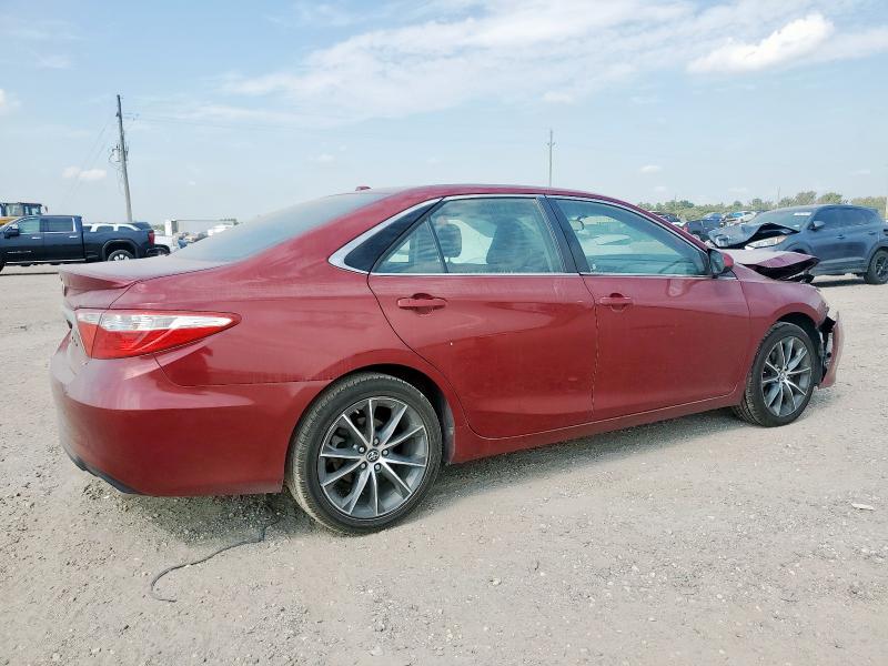 4T1BF1FK1HU650011 - 2017 TOYOTA CAMRY LE RED photo 3