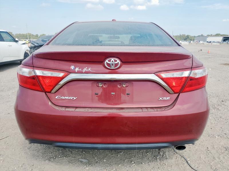 4T1BF1FK1HU650011 - 2017 TOYOTA CAMRY LE RED photo 6