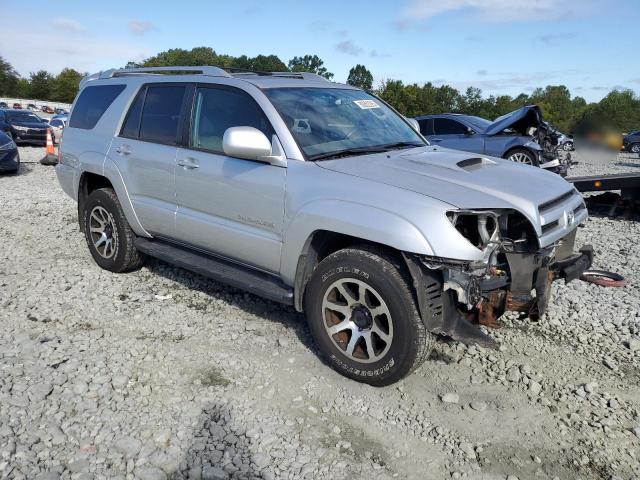 JTEBU14R850075110 - 2005 TOYOTA 4RUNNER SR5 银色 照片 4