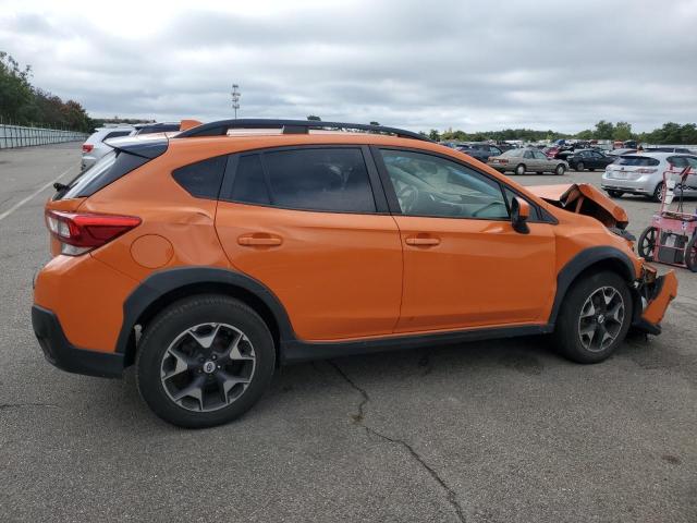 JF2GTADC0J8270382 - 2018 SUBARU CROSSTREK PREMIUM ORANGE photo 3