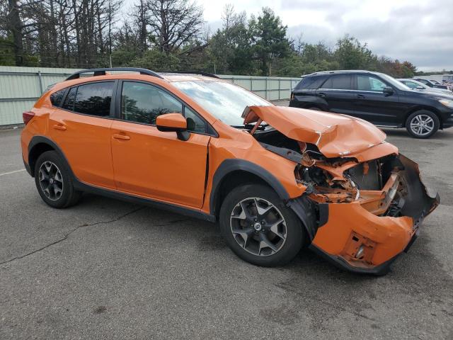 JF2GTADC0J8270382 - 2018 SUBARU CROSSTREK PREMIUM ORANGE photo 4