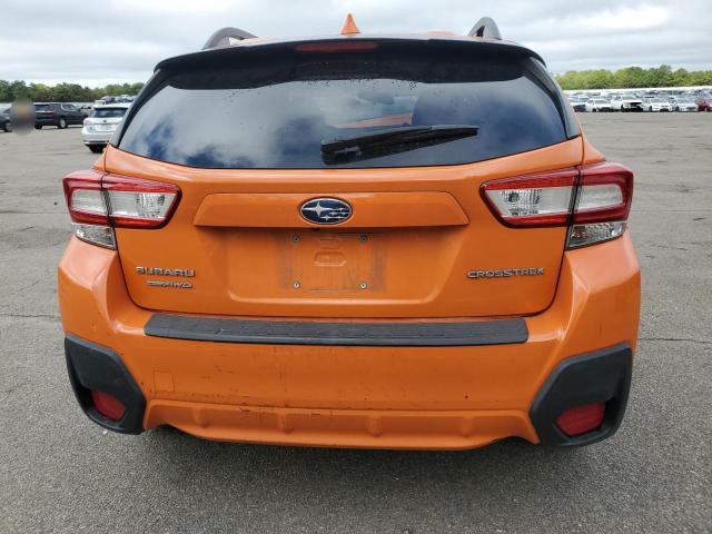 JF2GTADC0J8270382 - 2018 SUBARU CROSSTREK PREMIUM ORANGE photo 6