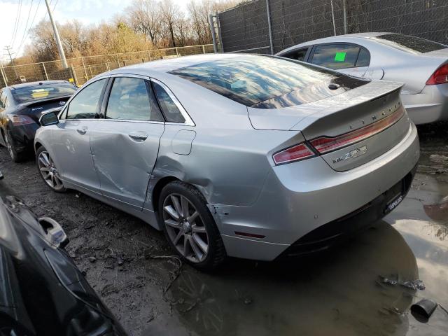 3LN6L2JK6FR627481 - 2015 LINCOLN MKZ SILVER photo 2