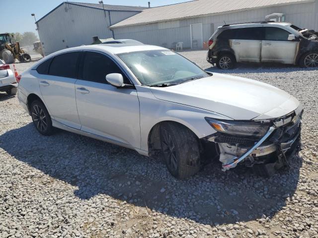 1HGCV1F52MA064999 - 2021 HONDA ACCORD EXL WHITE photo 4