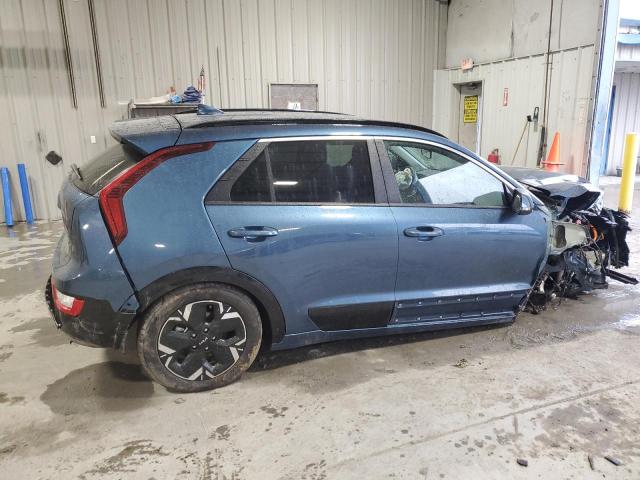 KNDCR3L12P5015007 - 2023 KIA NIRO WIND BLUE photo 3