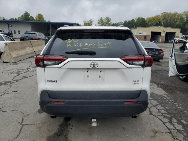 2T3P1RFV4MC149176 - 2021 TOYOTA RAV4 XLE WHITE photo 6