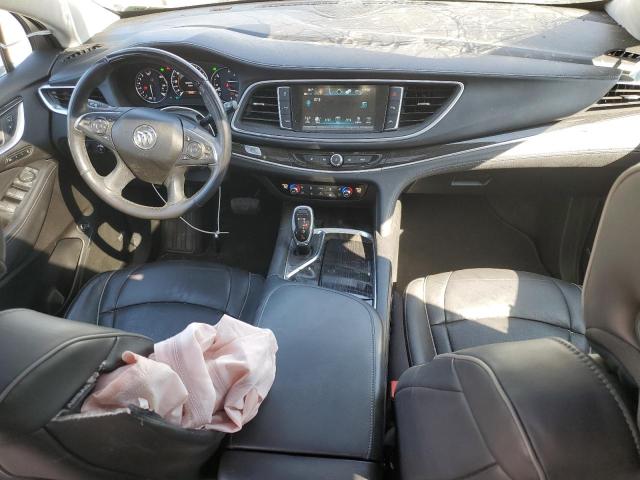 5GAEVCKW2KJ316394 - 2019 BUICK ENCLAVE AVENIR WHITE photo 8