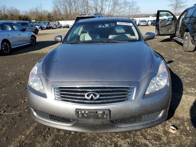 JNKCV64F99M650773 - 2009 INFINITI G37 GRAY photo 5