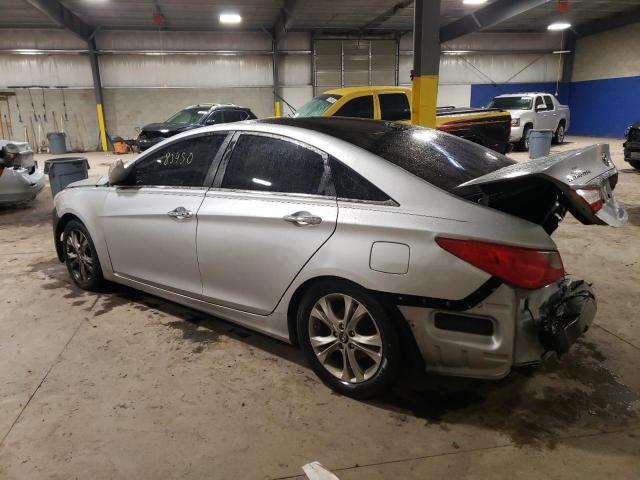 5NPEC4AC4CH347562 - 2012 HYUNDAI SONATA SE SILVER photo 2