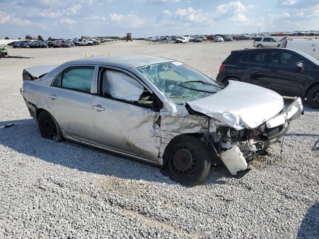 1NXBU40E39Z036623 - 2009 TOYOTA COROLLA BASE Silber Foto 4