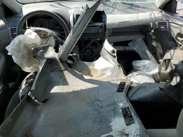 1NXBU40E39Z036623 - 2009 TOYOTA COROLLA BASE Silber Foto 8