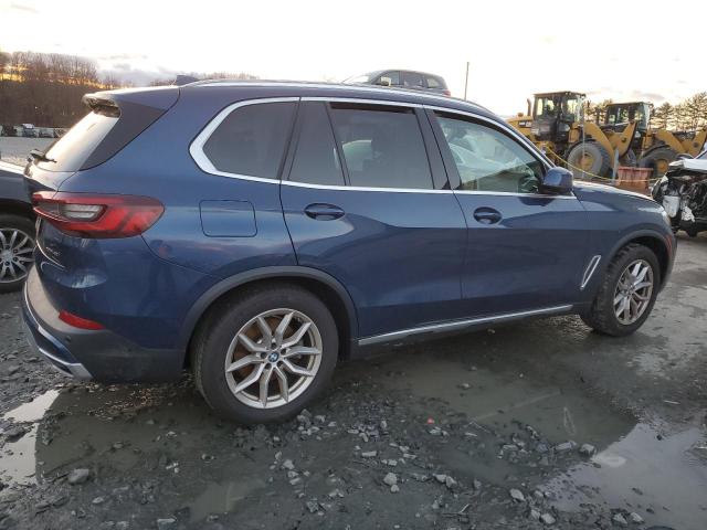 5UXCR6C0XN9L43403 - 2022 BMW X5 XDRIVE40I BLUE photo 3