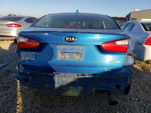 KNAFX4A86F5350565 - 2015 KIA FORTE EX BLUE photo 6