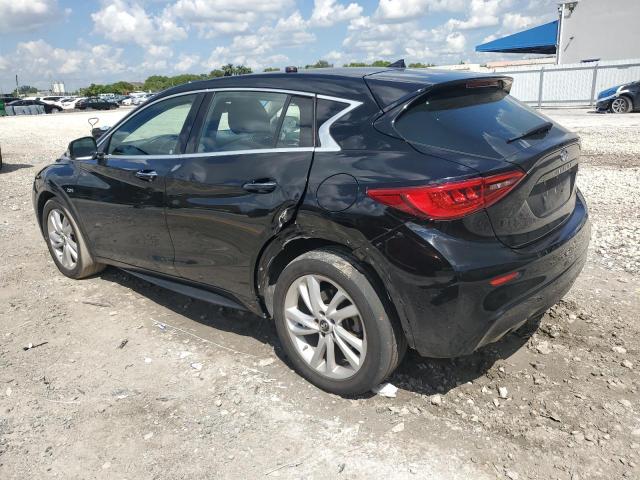 SJKCH5CP3JA048841 - 2018 INFINITI QX30 BASE 黑色 照片 2