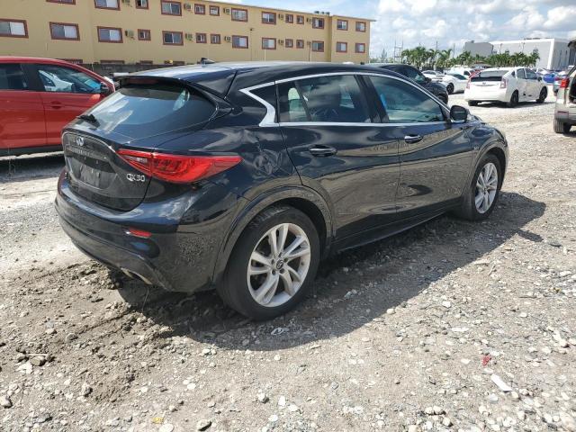 SJKCH5CP3JA048841 - 2018 INFINITI QX30 BASE 黑色 照片 3