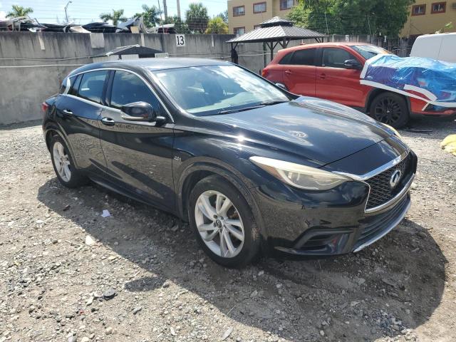 SJKCH5CP3JA048841 - 2018 INFINITI QX30 BASE 黑色 照片 4