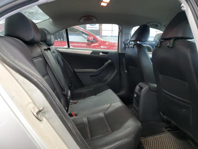 3VWDP7AJ2DM446700 - 2013 VOLKSWAGEN JETTA SE 银色 照片 10