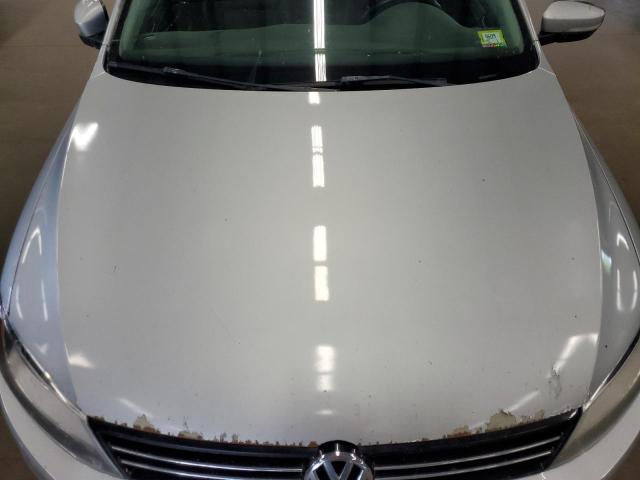 3VWDP7AJ2DM446700 - 2013 VOLKSWAGEN JETTA SE 银色 照片 11