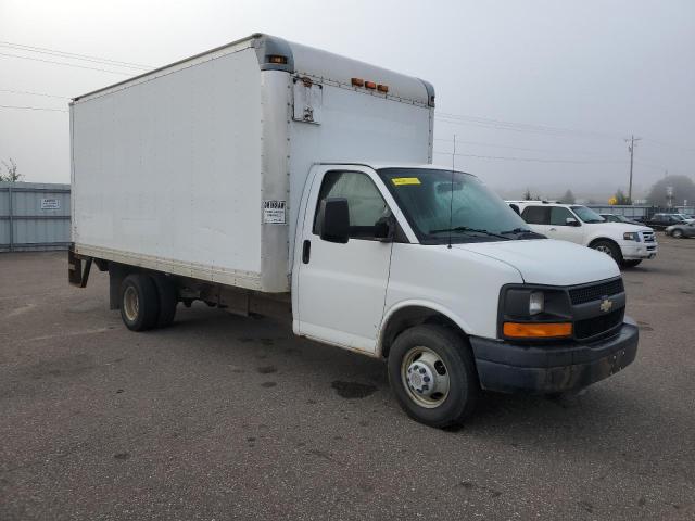 1GB3G4BGXD1113355 - 2013 CHEVROLET EXPRESS G3 WHITE photo 4