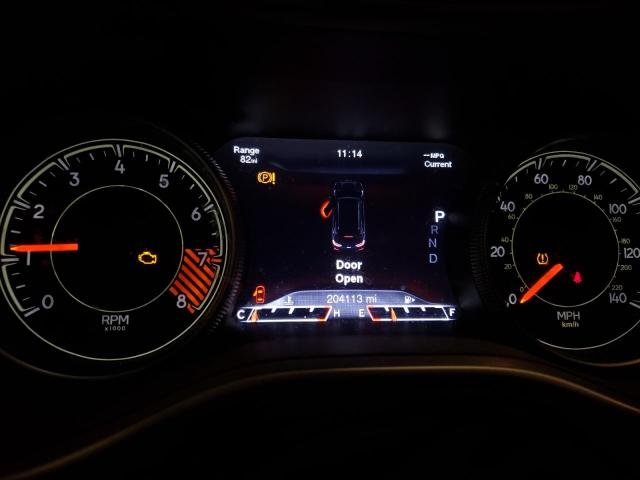 1C4PJMBS1EW128690 - 2014 JEEP CHEROKEE TRAILHAWK SILVER photo 9