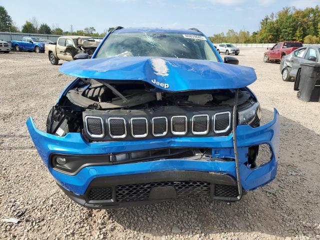 3C4NJDBB6NT199879 - 2022 JEEP COMPASS LATITUDE 蓝色 照片 5