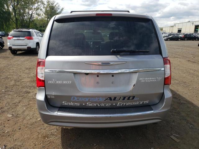 2C4RC1BG8DR801995 - 2013 CHRYSLER TOWN & COU TOURING GRAY photo 6