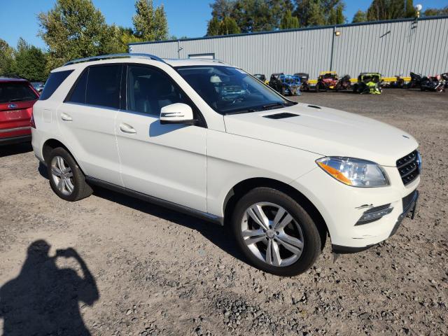 4JGDA5JB8DA186393 - 2013 MERCEDES-BENZ ML 350 WHITE photo 4