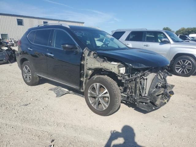 5N1AT2MV6JC803405 - 2018 NISSAN ROGUE S BLACK photo 4