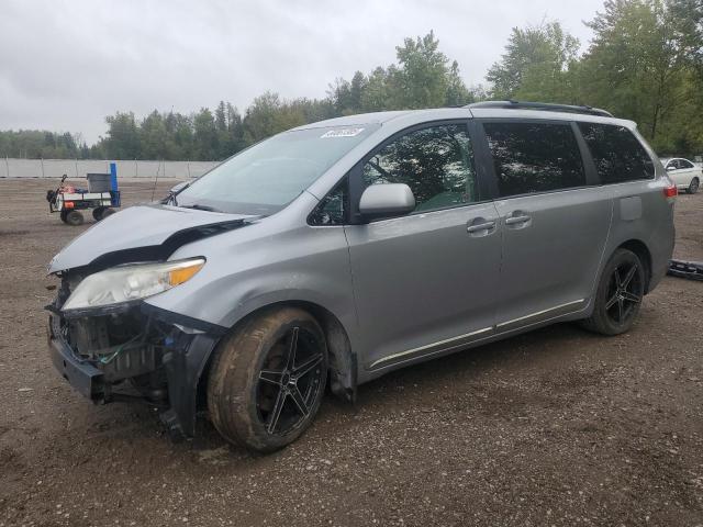 2013 TOYOTA SIENNA LE, 