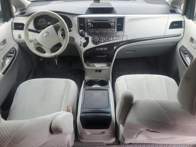 5TDKK3DC1DS297906 - 2013 TOYOTA SIENNA LE SILVER photo 8