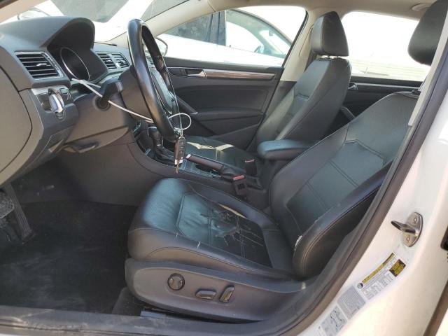 1VWBT7A30HC083065 - 2017 VOLKSWAGEN PASSAT SE WHITE photo 7