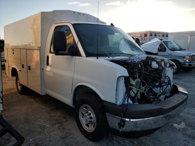 1GB0GRFP0P1121317 - 2023 CHEVROLET EXPRESS G3 WHITE photo 4