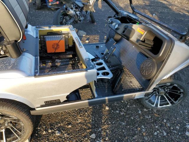 202335821 - 2024 OTHR GOLF CART SILVER photo 9