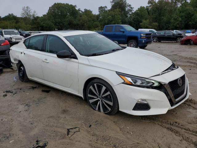 1N4BL4CV5KC221650 - 2019 NISSAN ALTIMA SR Weiß Foto 4