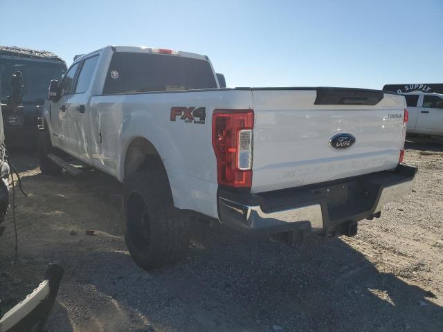 1FT8W3BTXHEC42769 - 2017 FORD F350 SUPER DUTY WHITE photo 3