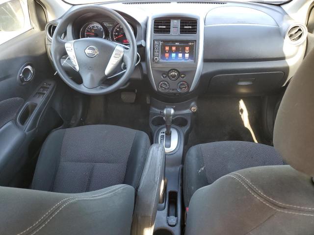 3N1CN7AP0KL843840 - 2019 NISSAN VERSA S GRAY photo 8