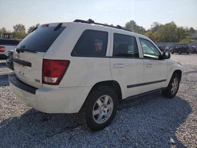 1J8HR48PX9C541580 - 2009 JEEP GRAND CHEROKEE LAREDO WHITE photo 3