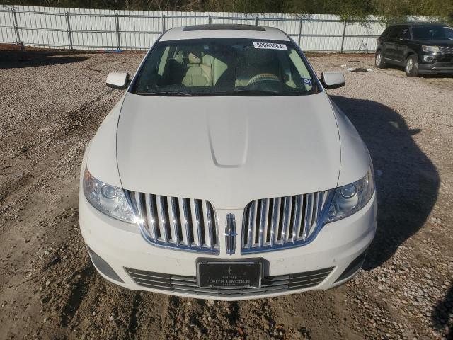 1LNHM93R69G627940 - 2009 LINCOLN MKS CREAM photo 5