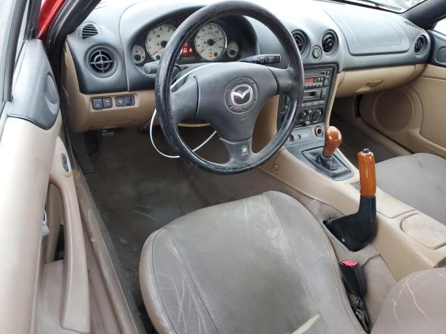JM1NB353410202846 - 2001 MAZDA MX-5 MIATA BASE RED photo 8