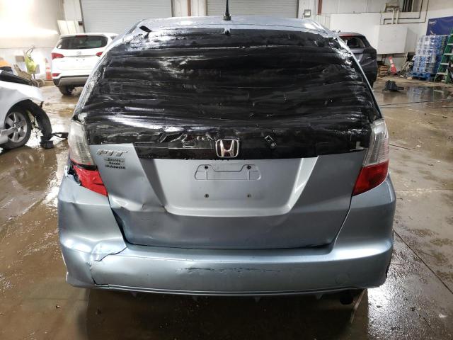 JHMGE8H3XBC019071 - 2011 HONDA FIT GRAY photo 6