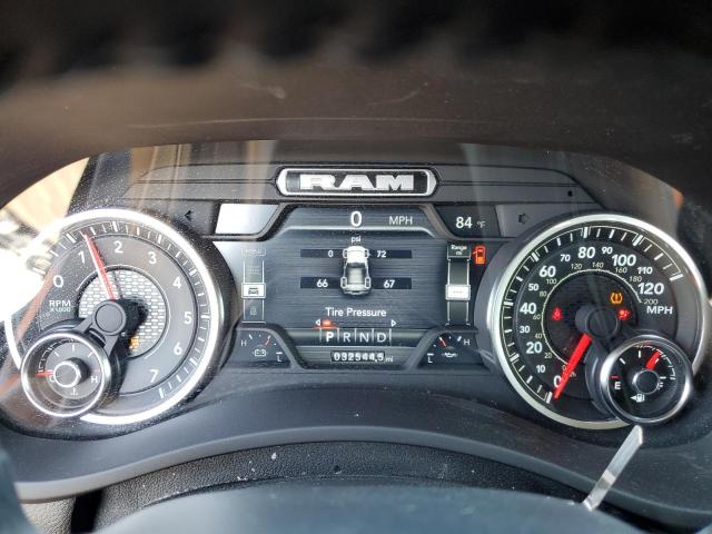 3C6UR5FJ6RG105310 - 2024 RAM 2500 LARAMIE 黑色 照片 9