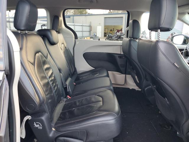 2C4RC1BG7HR816008 - 2017 CHRYSLER PACIFICA TOURING L BLACK photo 11