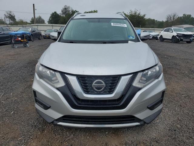 KNMAT2MT6JP506582 - 2018 NISSAN ROGUE S SILVER photo 5