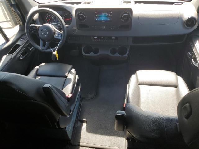 W1Z4EFVY6MT070795 - 2021 MERCEDES-BENZ SPRINTER 2500 GRAY photo 8